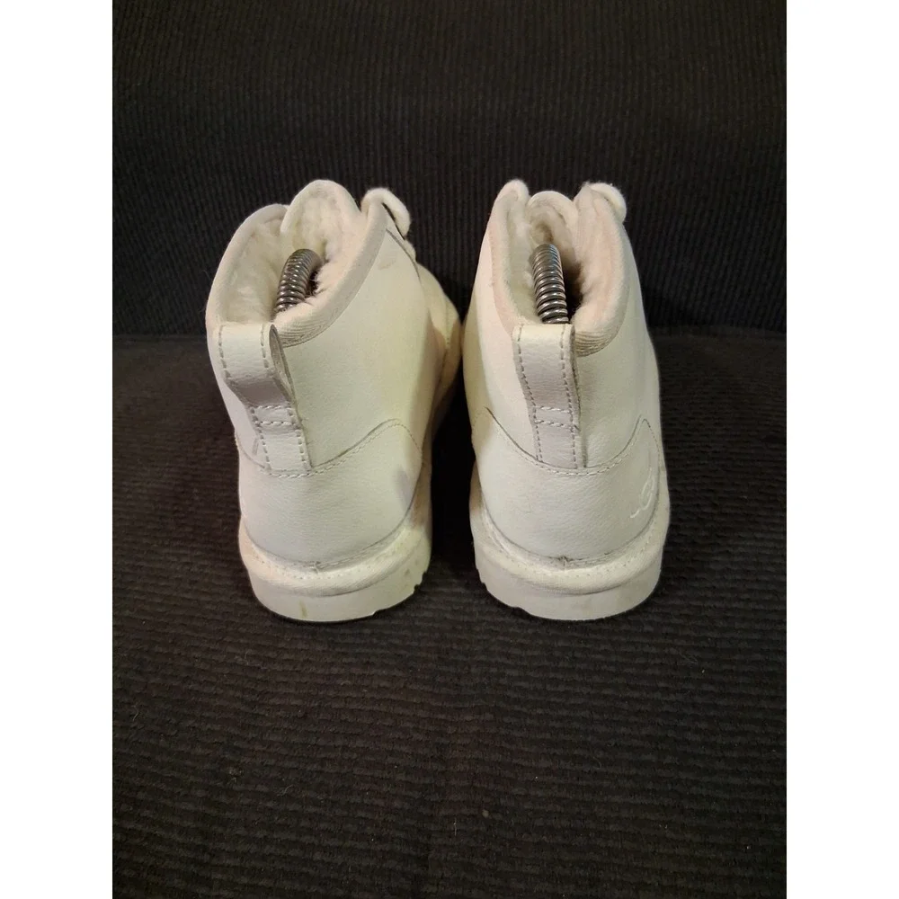 UGG Australia Neumel II Leather Chukka‎ Kids 'White
